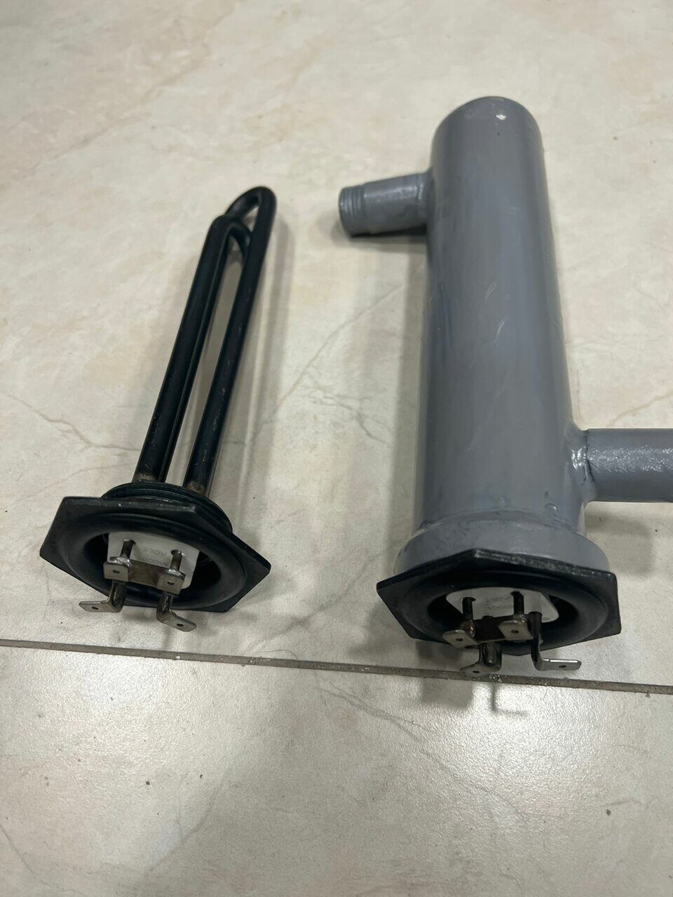 Проточный нагреватель для масла G 1 1/4" — дополнительное фото / маркировка