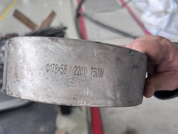 Электронагреватель ЭНКк 178х58;0,75×220;2, полукольцевой керамический, Электронагреватель ЭНКк 178х58;0,75×220;2, полукольцевой керамический,