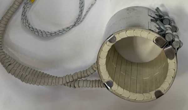 Керамический хомутовый 350х63х15 2000 вт. Керамический хомутовый 350х63х15 2000 вт.