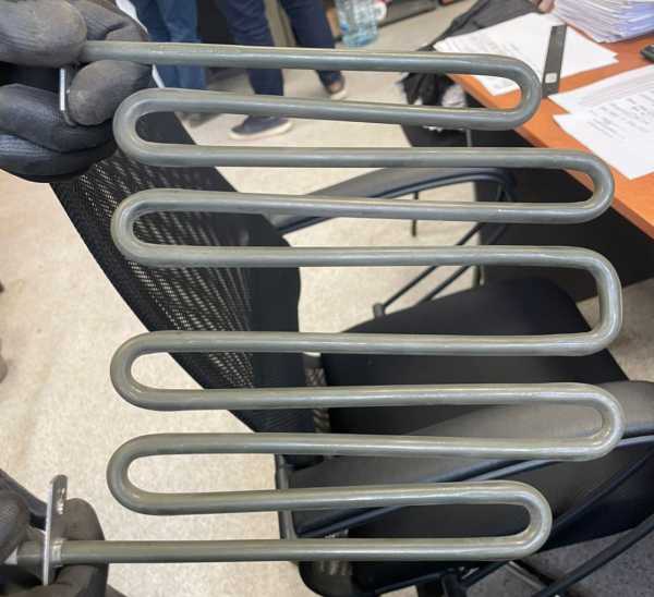 ТЭН ST0761, 220V 2450W (размер 20х22см) ТЭН ST0761, 220V 2450W (размер 20х22см)