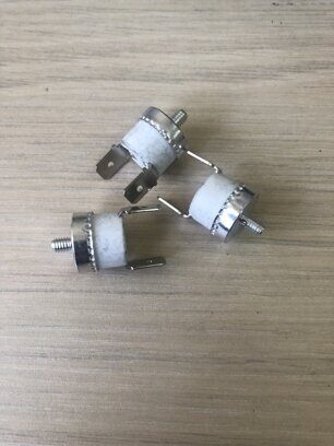 KSD301-8.5/16LE16S20-G; 16А/250V, М4, open85°C/close65°C; термостат — фото
